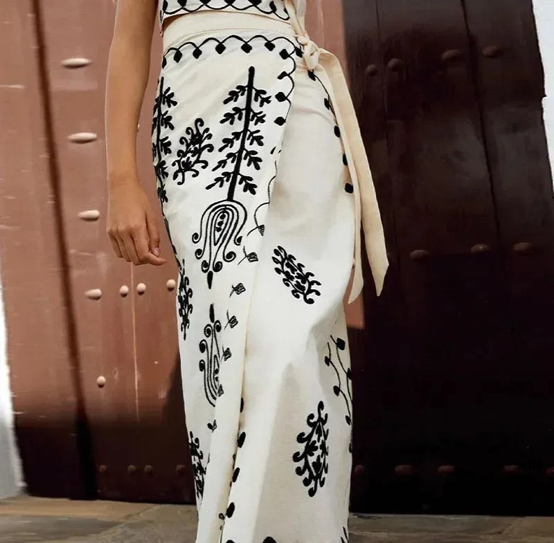 AVA & GRACE VAN™ | Sleek Set