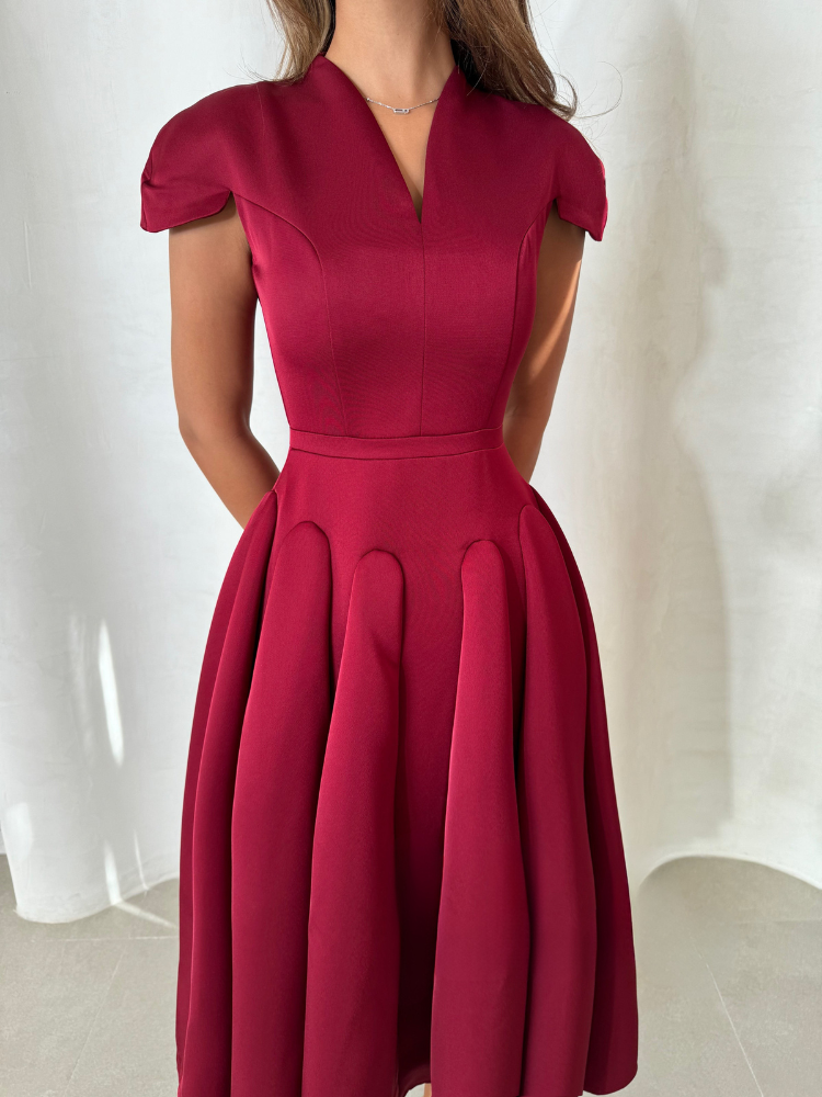 AVA & GRACE VAN™ | Rowan Dress