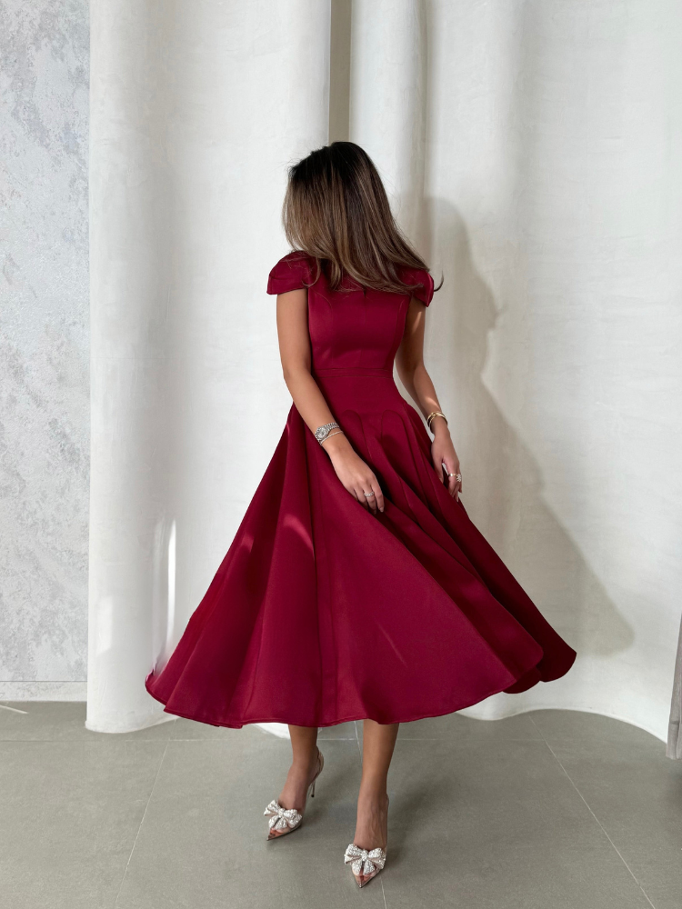 AVA & GRACE VAN™ | Rowan Dress