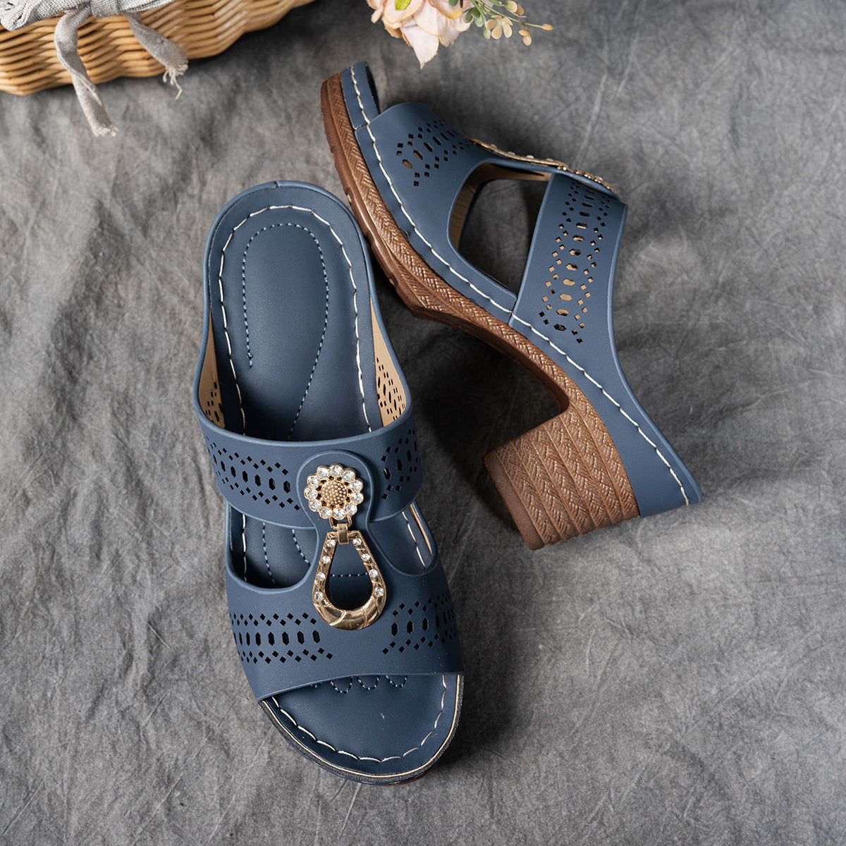 AVA & GRACE VAN™ | June Piece