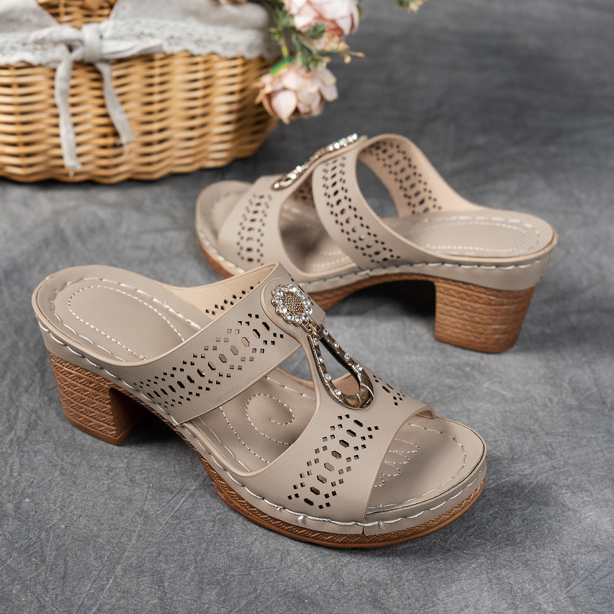 AVA & GRACE VAN™ | June Piece