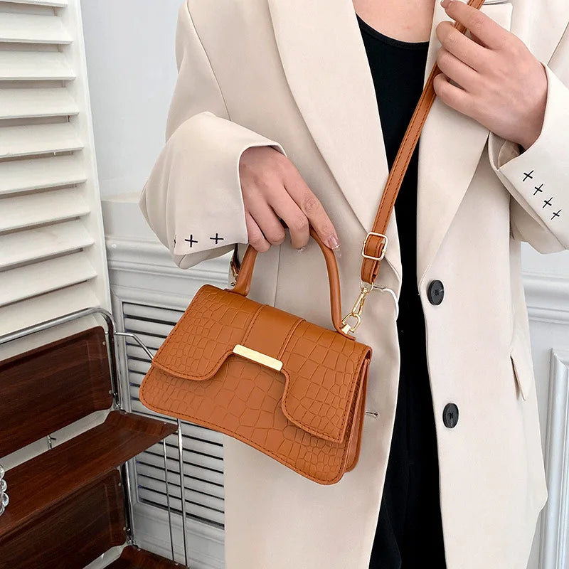 AVA & GRACE VAN™ | Sophisticated Bag