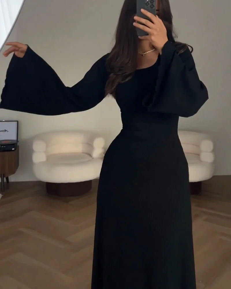 AVA & GRACE VAN™ | Monroe Dress