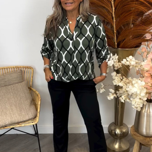 AVA & GRACE VAN™ | Graceful Blouse