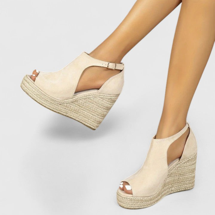 AVA & GRACE VAN™ | Ivy Piece