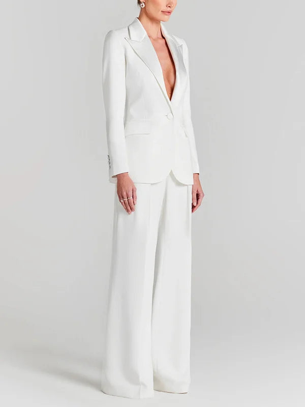 AVA & GRACE VAN™ | Graceful Blazer