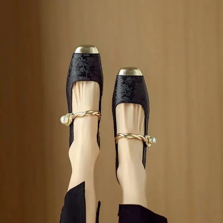 AVA & GRACE VAN™ | Wren Piece